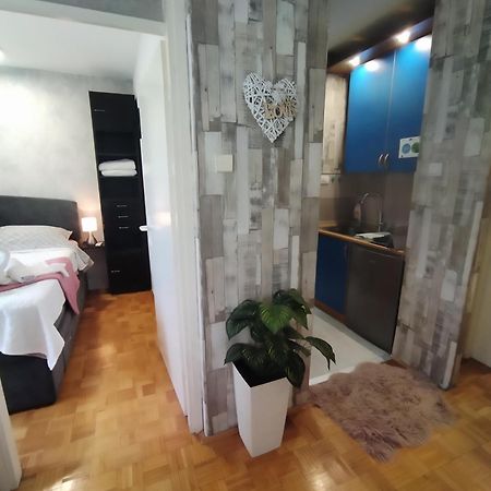 Bezanija Apartment Mrc , Free Parking מראה חיצוני תמונה